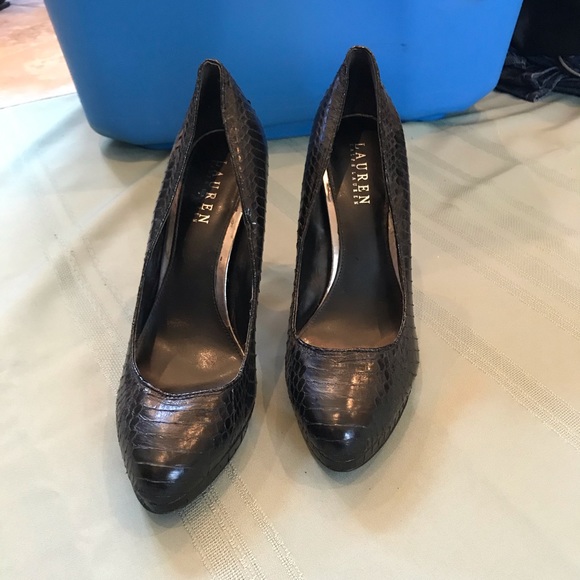 Ralph Lauren black leather snakeskin pumps - Picture 3 of 8